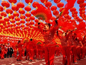 新年北京游，红墙黄瓦映新岁，京味儿年味共团圆