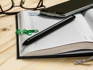 打造专属日历，电脑版制作与下载全攻略
