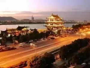 从湘江到恒河，长沙出发，赴一场印度的斑斓之约