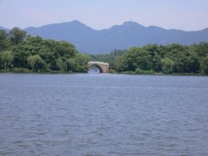 从河姆渡到千岛湖，一场穿越七千年的山水人文之旅