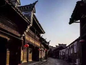 饶坝古镇，时光深处的诗意栖居
