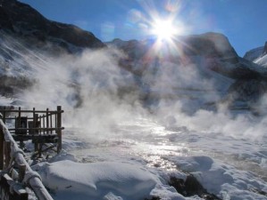 1月邂逅弥勒，暖阳、温泉与诗意时光