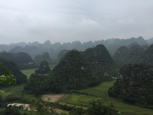 驰骋山水间，从成都到贵州万峰林的自驾诗画之旅