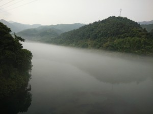 东江湖旅游攻略，邂逅雾漫小东江，费用全解析