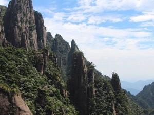 新余去三清山旅游攻略，交通、景点、美食全解析，开启云端仙境之旅