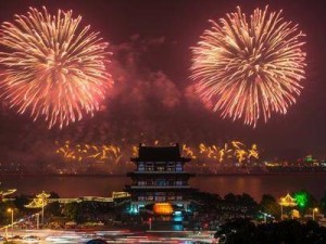 烟火里的东瀛密码，日本民俗旅游中的时光褶皱与文化呼吸