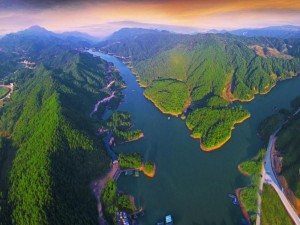 车轮上的穿越，从四川山水到陕西古韵的自驾之旅