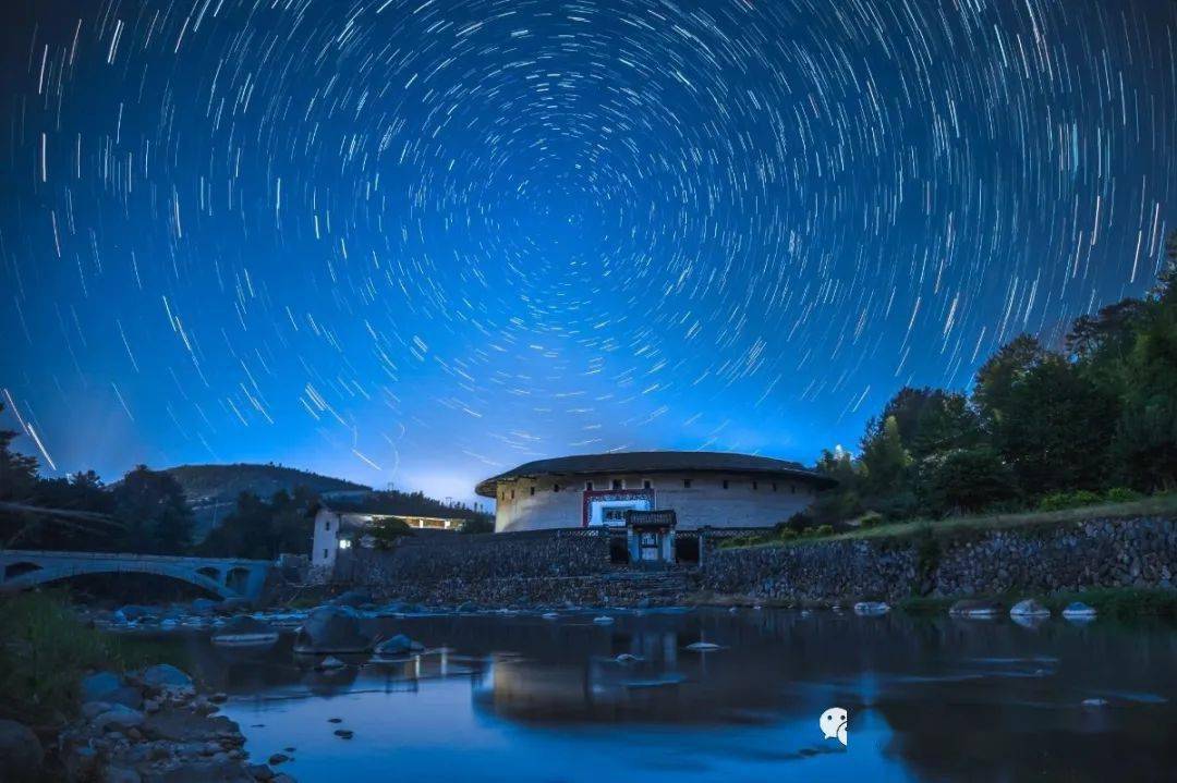 土楼寻根，温泉养心，在永定赴一场千年文化与自然温情的邂逅
